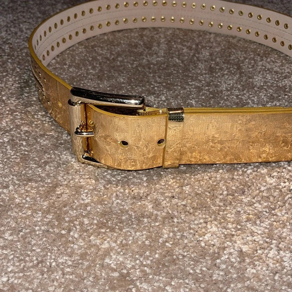 Michael Kors genuine leather belt gold grommets - size medium. T - Picture 1 of 5